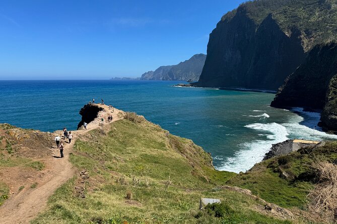 EAST: Pico do Arieiro & Laurissilva Forest - Full Day tour - Start in Funchal: Terreiro da Luta and the Nossa Senhora da Paz Sanctuary