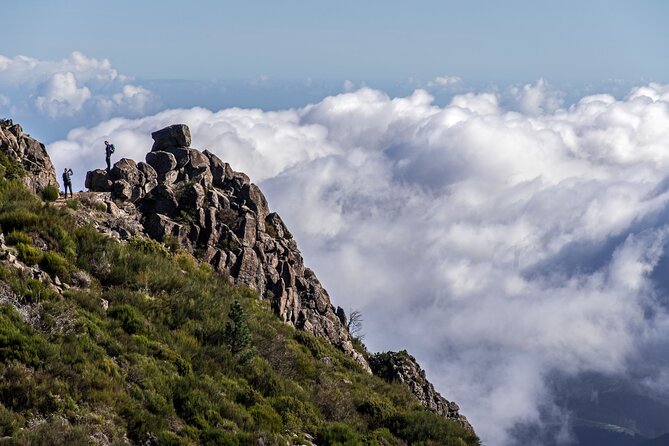 Full Day East Tour at Pico do Arieiro and Santana with Pickup - Santana: triangular houses, local lunch time, and a slower hour