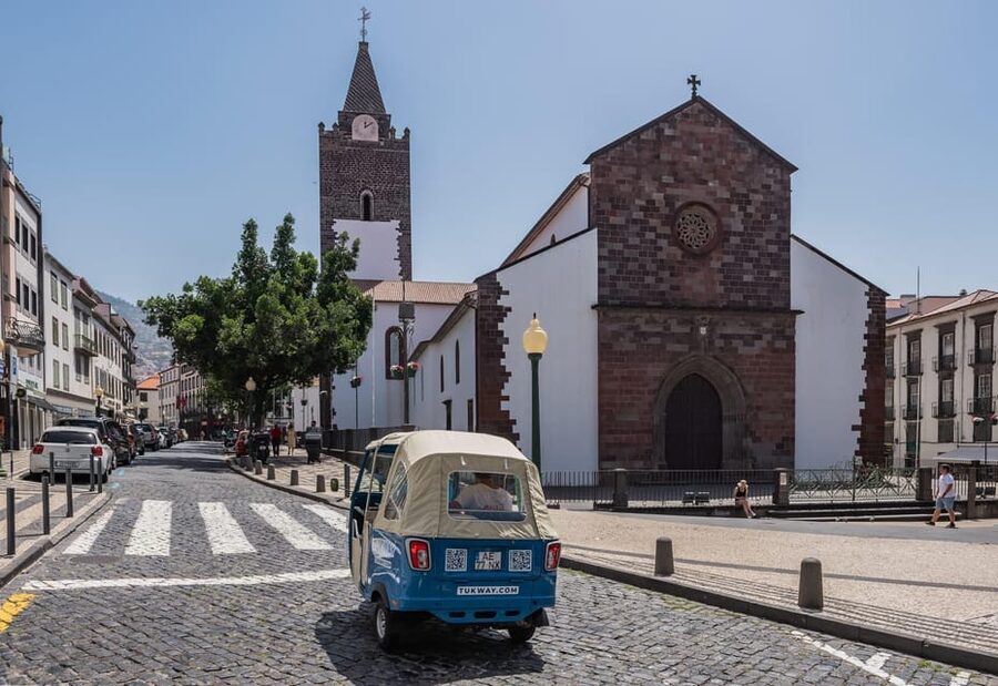 Funchal: 2-Hour Tuk-Tuk Tour with Cable Car Finale - Stop 2: Fortaleza de São João Baptista do Pico (15 minutes with history and sea views)