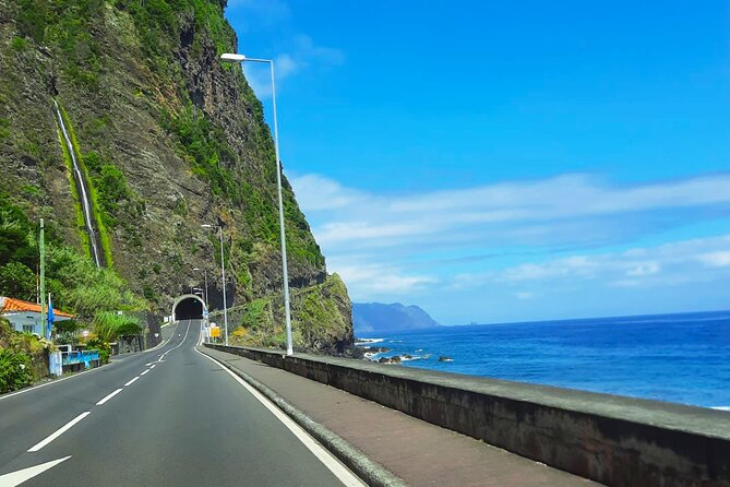 Funchal 4x4 Jeep to Porto Moniz Cabo Girao and Seixal in one day - Stop 3: Praia do Porto do Seixal, black sand and green mountains