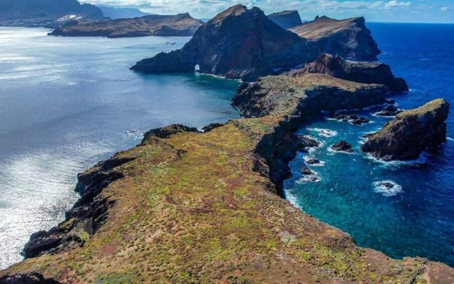 Funchal: Caniçal Ponta São Lourenco Hiking Transfer - Madeira’s East Coast Goes Semi-Arid for a Reason