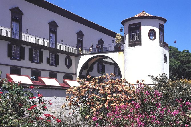 Funchal Hop-On Hop-Off Tour 3 in 1 - Cabo Girão Skywalk shuttle: included transport, separate ticket