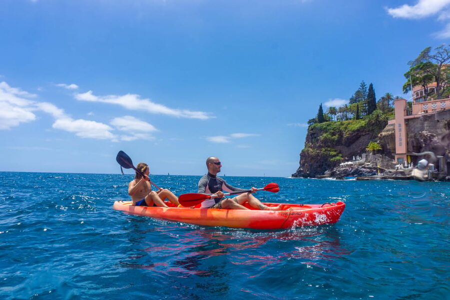 Funchal: KAYAK Rental or Guided tour with snorkeling - Where you start in Funchal: Madeira Divepoint inside Pestana Carlton
