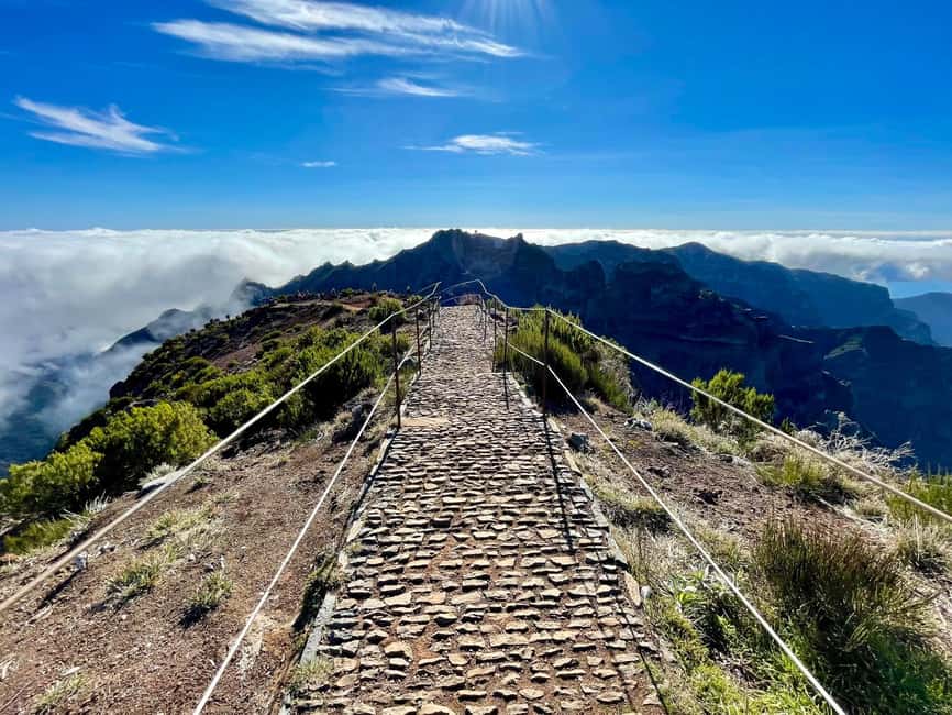 Funchal: Pico do Arieiro & Pico Ruivo Hiking Transfer - What to Pack for Wind, Wet Rocks, and Sudden Weather
