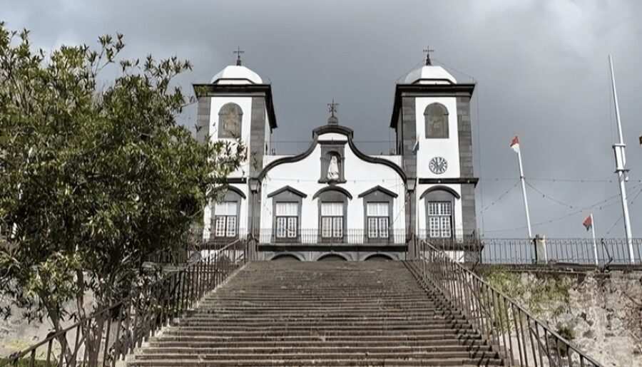 Funchal : Private Custom Tour with a Local Guide - Getting around: walking first, public transport sometimes