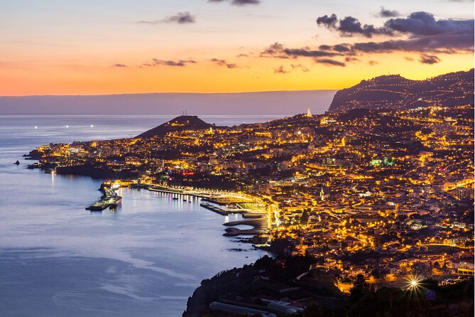 Funchal : Private Custom Walking Tour With A Guide (Private Tour) - Sé Cathedral (Funchal Cathedral) and the story behind the late Gothic build