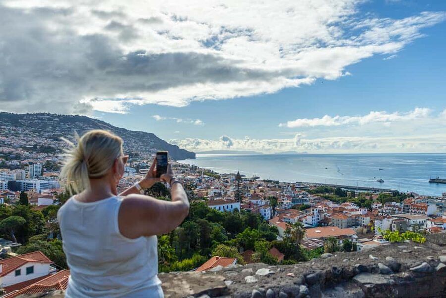 Funchal: Tuk Tuk Tour to the Most Breathtaking Viewpoints - Fortaleza de Sao Joao: a short break with big-view potential