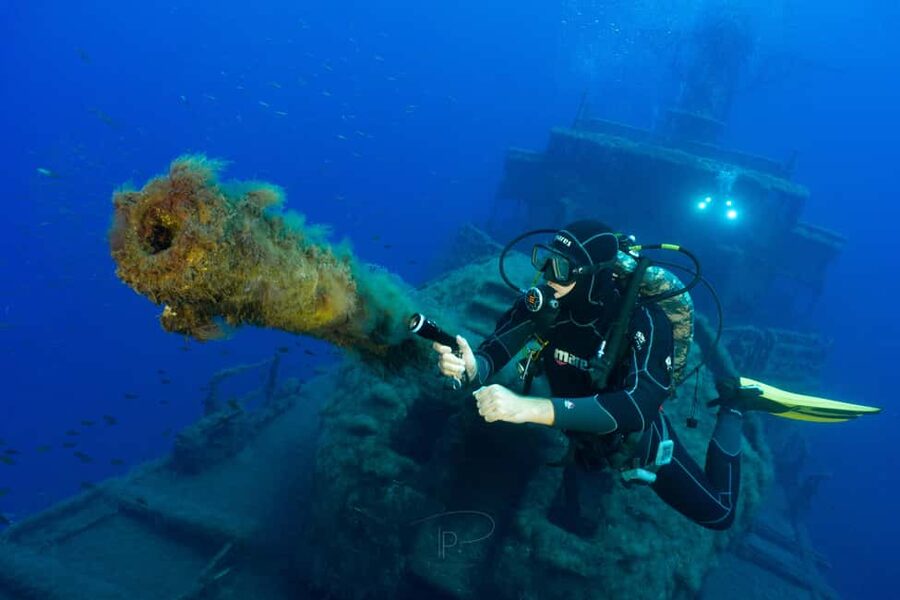 Funchal: Wreck dive F488 Frigate - certified divers - Why Madeira’s Corveta Afonso de Cerqueira is built for memorable wreck time