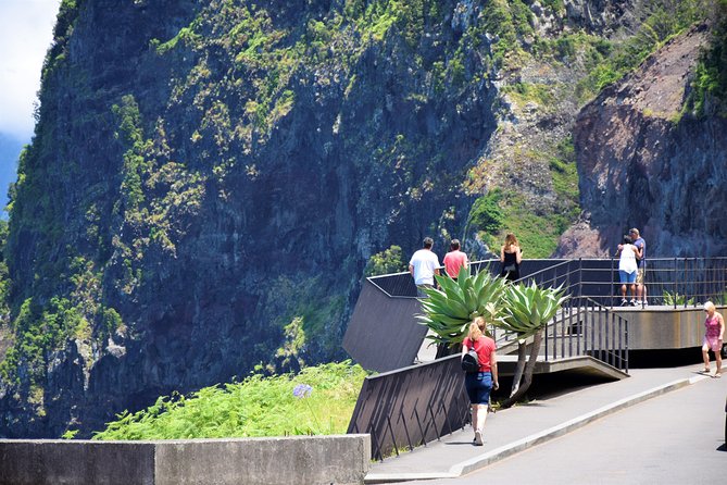 Go West - The most popular tour - Câmara de Lobos and Cabo Girão: your west-coast intro, done right