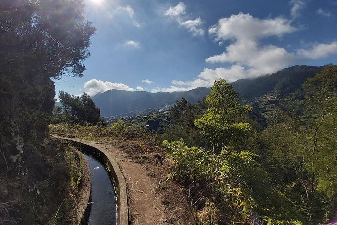 Levada da Referta - Castelejo - Terraces, agriculture, and the view over Porto da Cruz