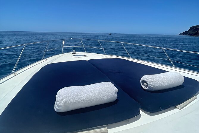 Luxury Yacht 4 hours in Madeira - Caniçal meeting point and how to plan your 10:00 am start