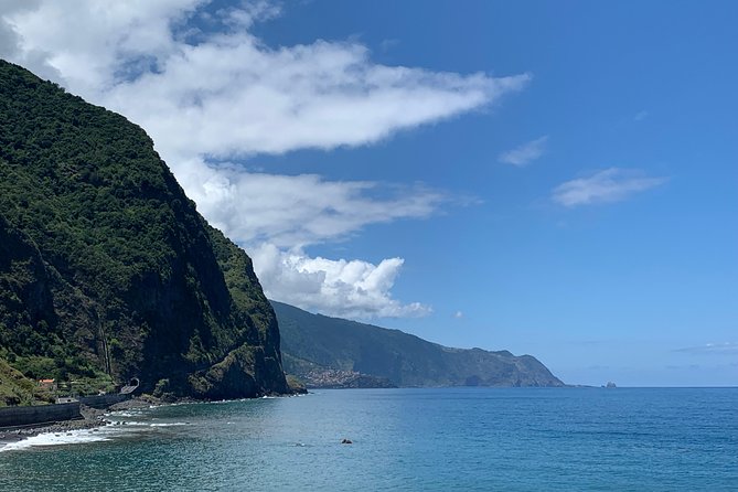 Madeira Airport Round Trip Private Transfers Services - Choosing the right vehicle for your luggage, not just your seats