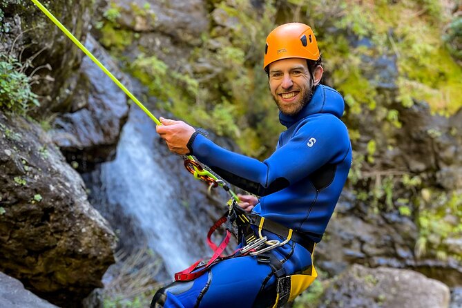 Madeira Canyoning - Beginner - Entering Madeira Canyoning Mode, Beginner Level, Real Water