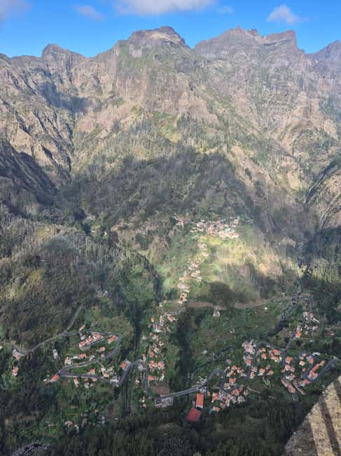Madeira: Curral das Freiras & Câmara de Lobos Tour - Starting with Funchal from Pico dos Barcelos