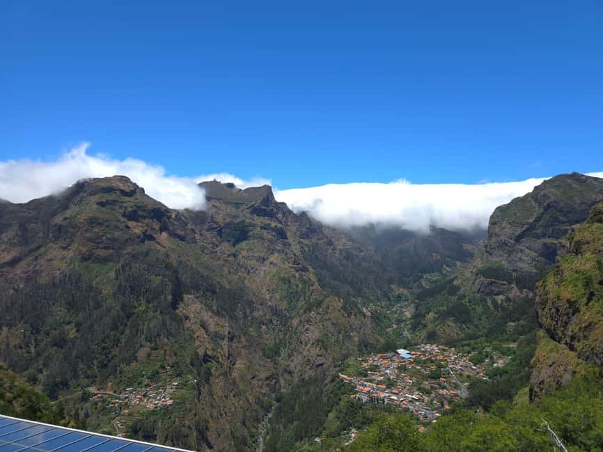 Madeira: Curral das Freiras & Câmara de Lobos Tour - Câmara de Lobos, first settlement stories on the south coast