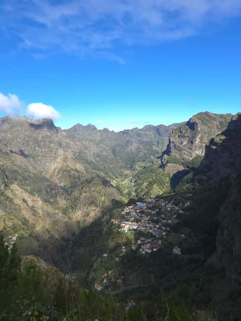 Madeira: Curral das Freiras & Câmara de Lobos Tour - The panoramic return via Estreito de Câmara de Lobos