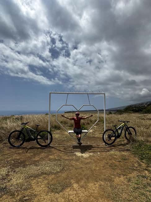 Madeira E-Bike Food Tour – Local Flavours & Scenic Rides - How the Mercearia and Tasca Stops Work (and What You Pay For)