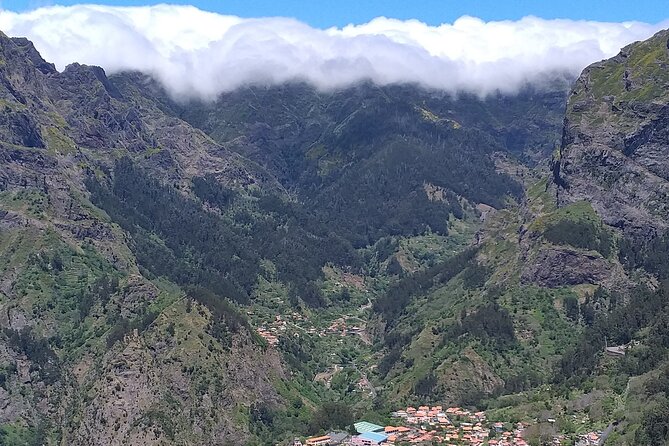Madeira Pack 1 - Santana + Porto Moniz+ Curral das Freiras - Key highlights you should know