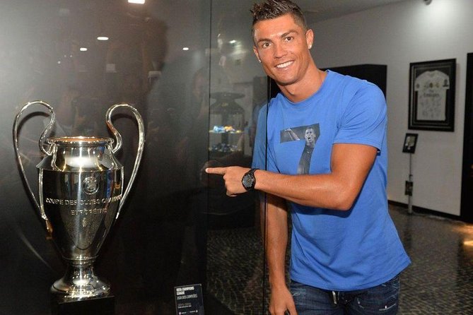 Madeira: Private Cristiano Ronaldo Tour with CR7 Museum - Stop 1: Inside the CR7 Museum and Ronaldo’s childhood scenes