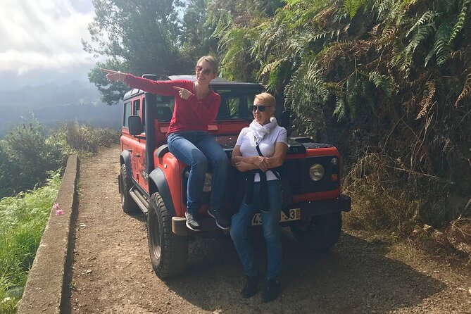 Madeira Private Jeep 4x4: Old Forest Full-Day Tour incl Pico Arieiro - Santana’s Thatched Houses: A Culture Break With Time to Eat
