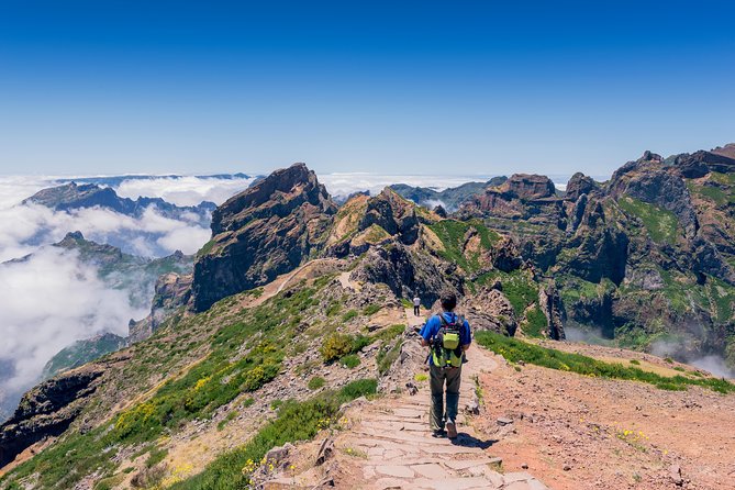 Madeira s highest Peaks - The Guide Factor: How You Hike Without Getting Lost