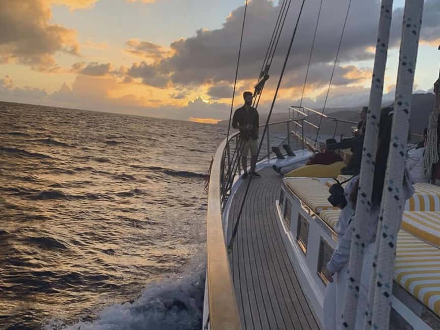 Madeira: Sunset Cruise With a Swim and Drink - Sailing the Madeira South Coast Toward Cabo Girão