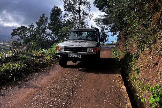 Madeira surprise tour 4x4 - Getting into the Jeep in Funchal, and why pickup changes everything
