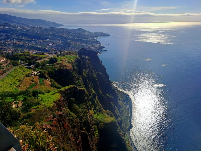 Madeira : Trike Guided Tour of the Island - Cabo Girão cliffs and Caniçal streets, when the route turns coastal