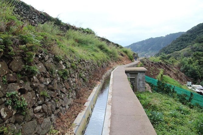 Maroços - Vale das Mimosas (Half Day Walk) - Pace, Weather, and Who Should Book