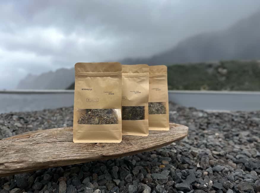 Mindful Tea Ceremony in Hidden Nature of Madeira - From the Miradouro Pico da Murta parking lot to the local tea setting