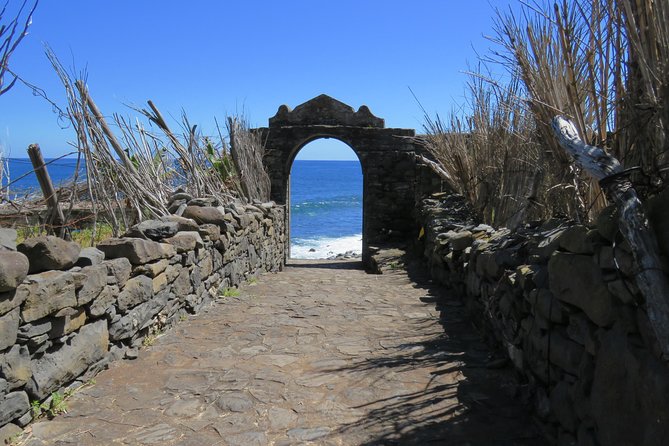 Northeast meet the locals 4x4 tour - Santana / Caniçal - Entering the Madeira Northeast by 4WD, not by bus