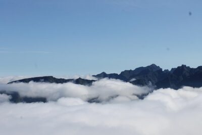 Northwest Terraces and Volcanic Pools 4×4 Full Day Tour