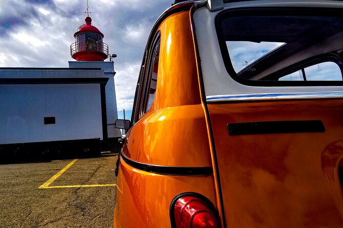 Oldtimer Sightseeing Tour in the West and Northwest - The Renault 4 Experience, and Why the Guide Matters