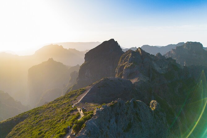 Pico do Areeiro and Balconies Tour East - Balcões de Ribeiro Frio and the UNESCO Laurissilva walk