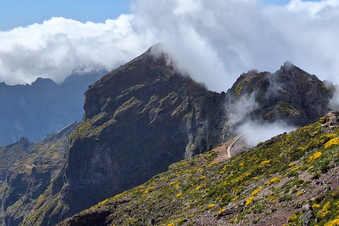 Pico do Areeiro to Pico Ruivo PR1 Private Hike - Price and Value: What Your $180.58 Actually Covers