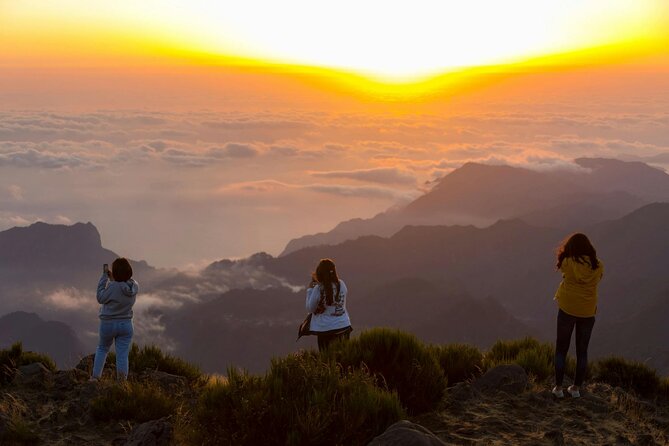 Pico do Arieiro Sunrise Tour with Local Breakfast from Funchal - Getting to the summit: Funchal pickup, timing, and what 6:30am feels like