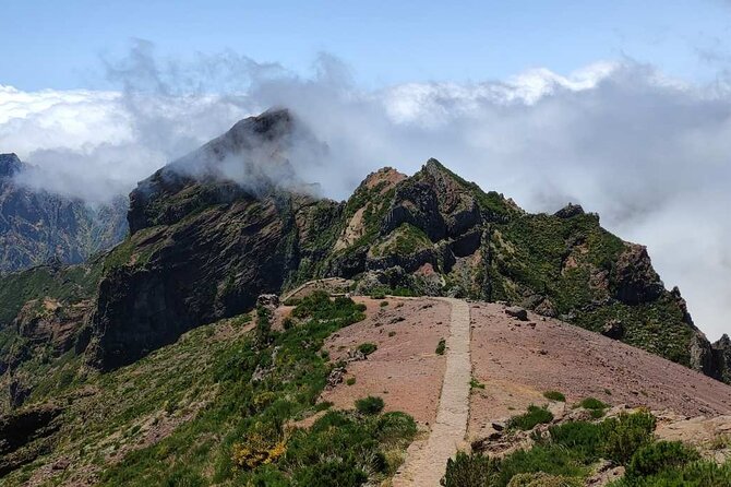 PR1 Pico do Arieiro Self-Guided Hiking Transfer (Morning slot) - The route you will hike: PR1 Stairway to Heaven then PR3 Vereda do Burro