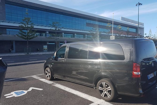 Private airport transfer to Funchal 8 people more return - Timing and operating hours: land early, or plan ahead