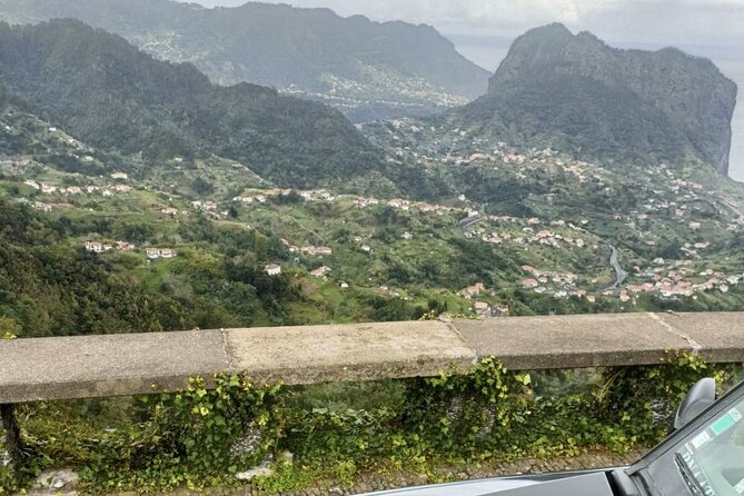 Private East True Mountains to Santana and Ponta de Sao Lorenco - Santana, traditional houses, and the best long break for lunch