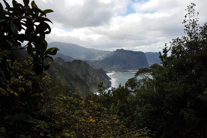 Private Guided Walk Vereda do Larano - The Route Feel: Machico to Porto da Cruz, on a historic local line