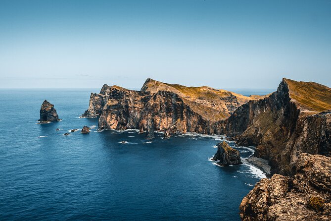 Private Half day tour around Madeira Island - Stop 2: Cabo Girao Skywalk glass-platform time