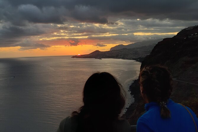 Private Madeira Sunset Cristo Rei Tour - Practical tips for what to bring and how to get the most out of the hour