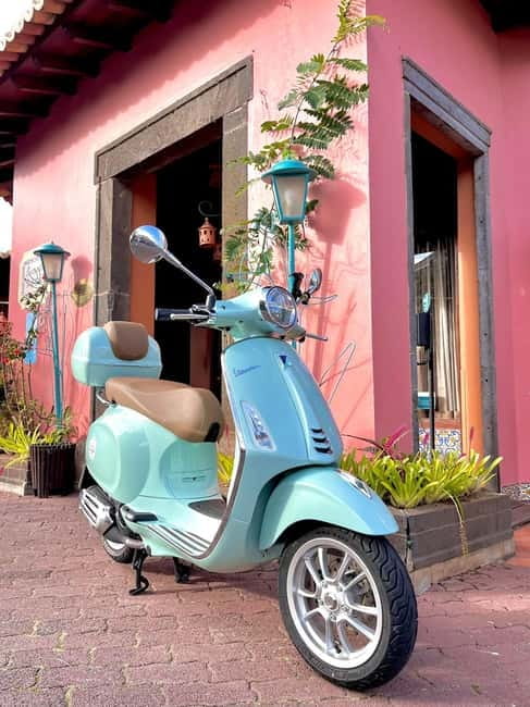 Private Vespa Tour Funchal & Câmara Lobos (3hrs) - Fortaleza de São João Baptista do Pico, then Zona Velha on foot