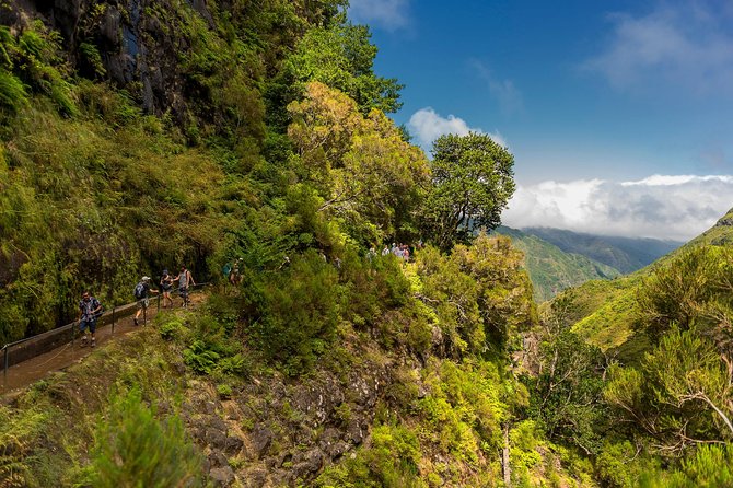 Rabaçal - Levada das 25 Fontes - What you actually get: transport, small groups, and guide style