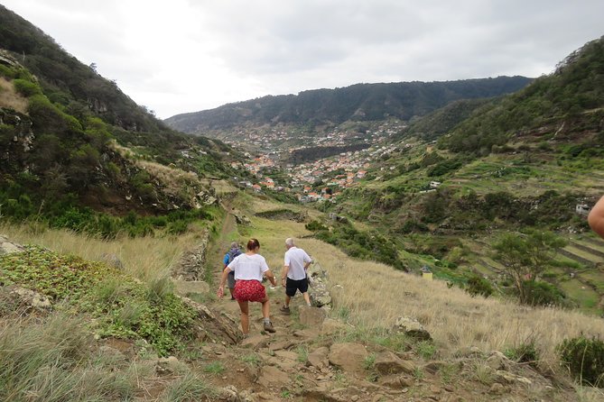 Rota do Norte (Larano) Northern Route (Full Day Walk) - Photos and pauses: where the views do the work