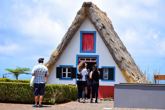 Santana / Typical Houses Tour - Funchal to Camacha: Wicker and Cane in a Rural Village