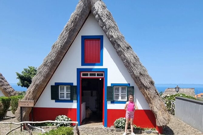 Scenic Hiking and Rum Tasting Experience - Santana: seven traditional houses, photo time, and lunch stop