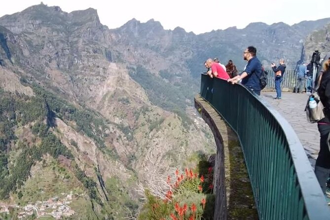 Scenic Route - Nuns Valley Tour - Stops Are Short, So Use Them Like a Local