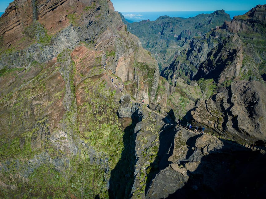 Stairway to Heaven: Pico do Areeiro in Madeira Island - Pedra Rija viewpoint, and why the end still feels rewarding