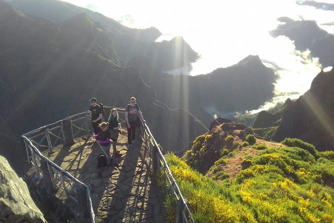 Sunrise Guided Hike PR1 Pico do Areeiro Pico Ruivo small group - Getting Picked Up in Funchal and Caniço (Without Making Your Morning Messy)
